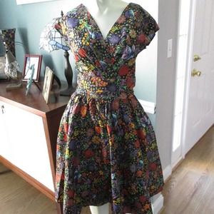 Retrolicious Floral Vintage Inspired A Line Cinch Waist Dress M